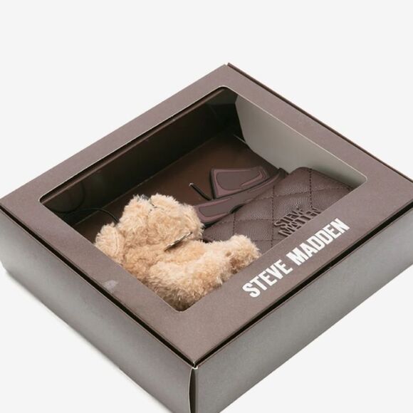 Steve Madden BWren Quilted Flap Card Case Wallet & Bag Charm Set - Picture 4 of 8